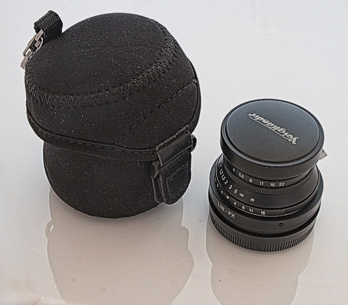 Voigtlander-25mm_Snapshot-Skopar-DomVarney-2009