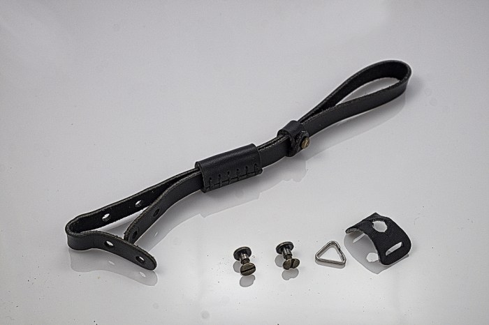 Wrist-Strap-DomVarney-2005