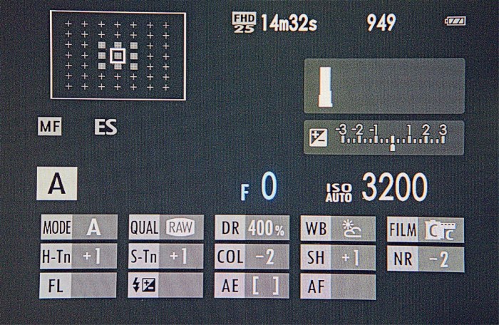 XE2-Info-Display-DomVarney-2038